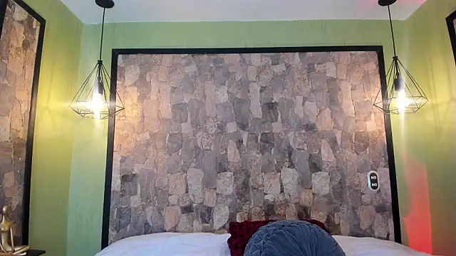 Elizabeth Ferrer online show from February 2026 11:44:02 AM