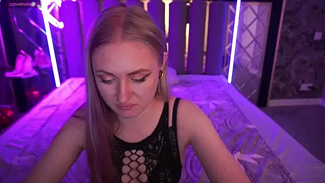 DramaQuenns online show from April 2026 05:47:01 AM