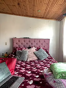 JulietaRiios online show from March 2026 07:18:02 PM