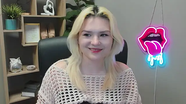 SweetLilyxo online show from March 2026 07:22:02 AM