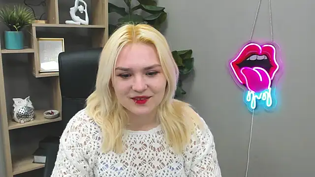 SweetLilyxo online show from March 2026 08:27:02 AM