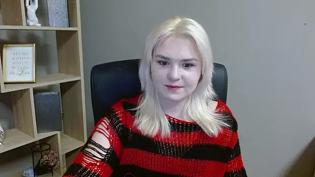 SweetLilyxo online show from February 2026 02:27:02 PM