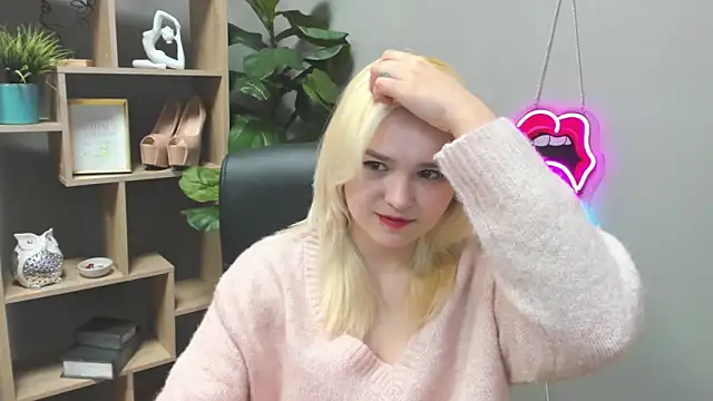 SweetLilyxo online show from March 2026 07:28:02 AM