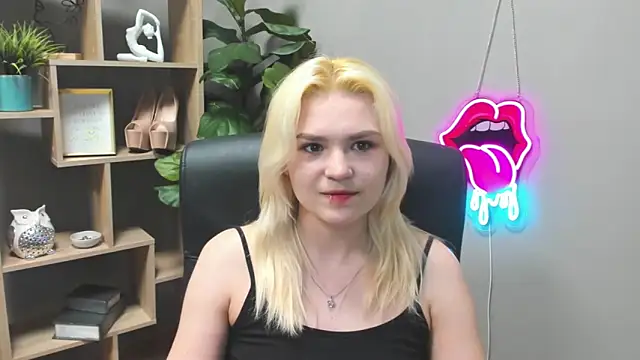 SweetLilyxo online show from March 2026 07:30:02 AM