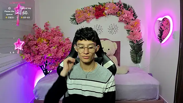 Patrick Howland  online show from March 2026 04:02:02 AM