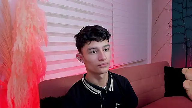 Snapshot of Patrick_Howland_ chatting on February 2026 03:28:01 AM Patrick Howland online show from February 2026 03:28:01 AM