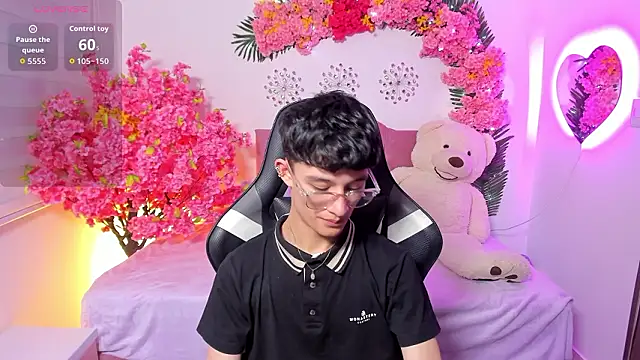 Patrick Howland  online show from March 2026 08:31:02 PM