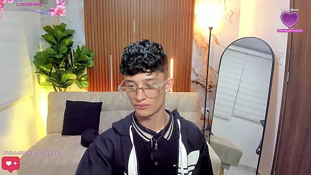 Patrick Howland  online show from April 2026 09:54:02 PM