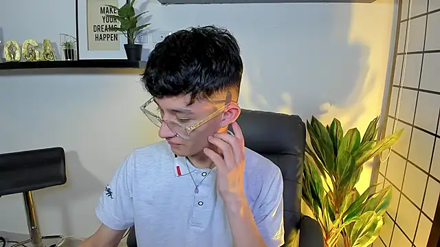 Patrick Howland  online show from March 2026 03:30:02 AM