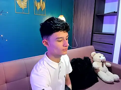 Snapshot of Patrick_Howland_ chatting on February 2026 03:39:01 AM Patrick Howland online show from February 2026 03:39:01 AM