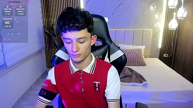 Snapshot of Patrick_Howland_ chatting on February 2026 03:16:02 AM Patrick Howland online show from February 2026 03:16:02 AM