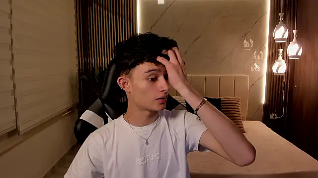 Snapshot of Patrick_Howland_ chatting on February 2026 03:31:02 AM Patrick Howland online show from February 2026 03:31:02 AM