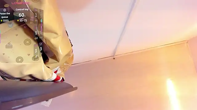 Raven love online show from April 2026 07:48:01 PM