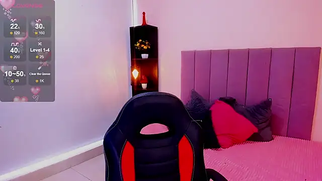 Raven love online show from April 2026 08:10:02 PM