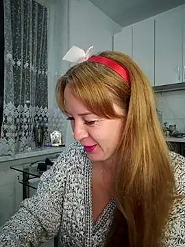 LanaBananaa  online show from February 2026 09:58:02 PM