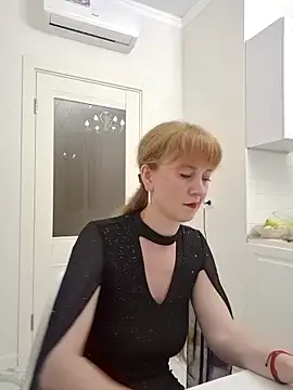 LanaBananaa  online show from April 2026 07:20:01 PM