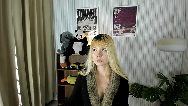 Laukyubey1 online show from March 2026 08:43:01 PM