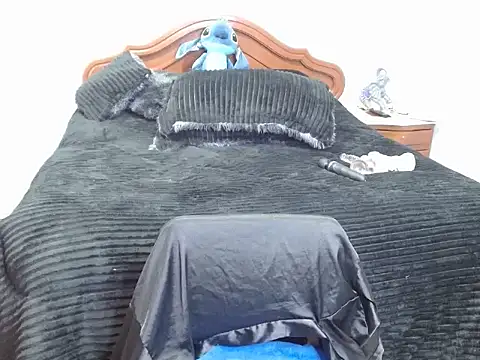 Snapshot of Alylatina chatting on February 2026 01:00:02 PM Alylatina online show from February 2026 01:00:02 PM