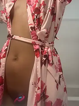 TWERKERBELL online show from February 2026 12:27:01 PM