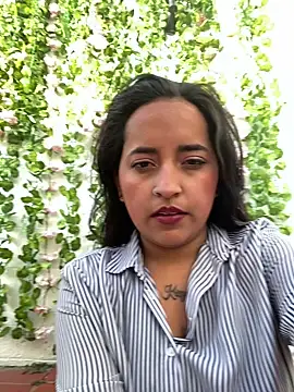 Snapshot of Annie_Alicee chatting on March 2026 12:02:02 PM Annie Alicee online show from March 2026 12:02:02 PM