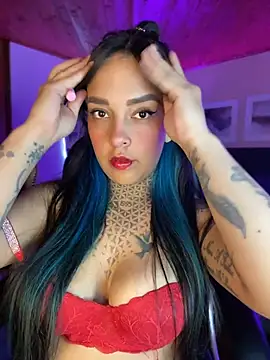 Annie Alicee online show from April 2026 02:45:02 PM