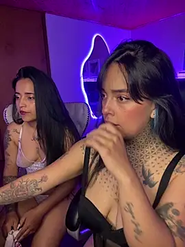 Snapshot of Annie_Alicee chatting on February 2026 01:18:02 PM Annie Alicee online show from February 2026 01:18:02 PM