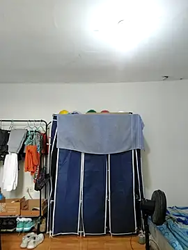 thom 1 online show from May 2026 05:32:01 PM