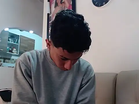 Snapshot of waner_thom chatting on February 2026 04:19:01 PM waner thom online show from February 2026 04:19:01 PM