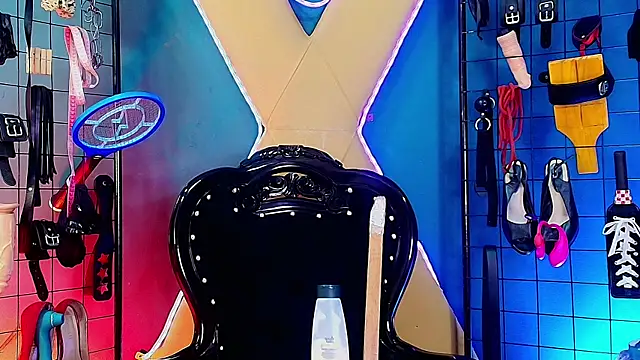 Judith Mature bdsm online show from February 2026 02:34:02 AM