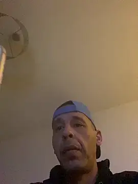 Snapshot of creativeX chatting on February 2026 07:13:01 PM creativeX online show from February 2026 07:13:01 PM