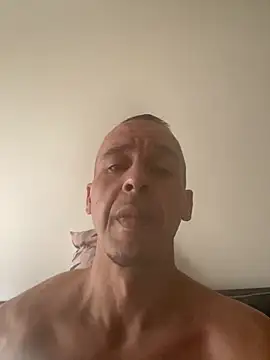 Snapshot of creativeX chatting on March 2026 04:37:01 PM creativeX online show from March 2026 04:37:01 PM