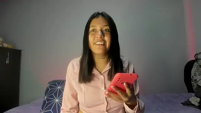 Sharlottee   online show from February 2026 11:37:02 PM