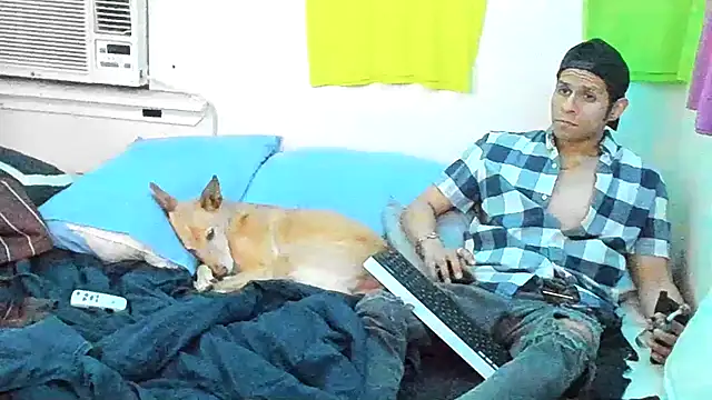 JokerAndyKenwood online show from March 2026 03:57:01 AM