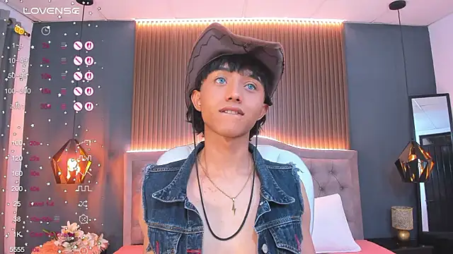 Noa 03 online show from February 2026 01:06:02 PM