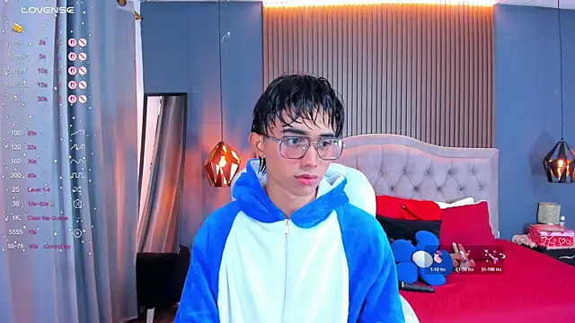 Noa 03 online show from April 2026 01:36:02 PM