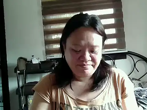 yummychubby29 online show from February 2026 04:10:02 AM