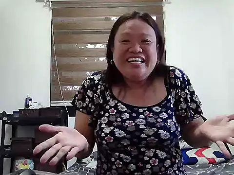 yummychubby29 online show from February 2026 06:22:01 AM