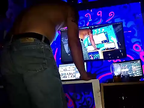 gaviota8842 online show from February 2026 10:06:01 AM