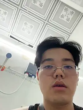 lucas-N888 online show from April 2026 10:29:01 AM