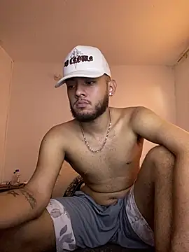 Sebolaz333 online show from February 2026 10:18:02 PM