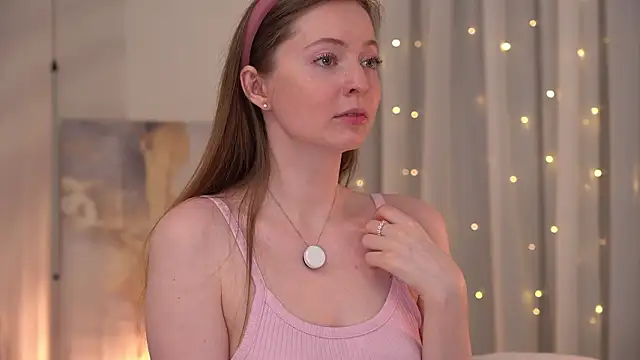 moan elisa online show from March 2026 11:21:01 PM