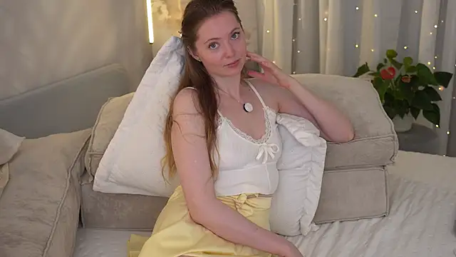 moan elisa online show from May 2026 04:44:02 AM
