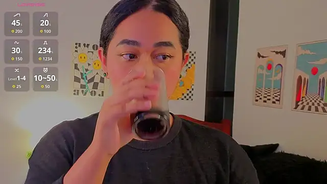 hipatia1moretime online show from April 2026 05:25:02 AM