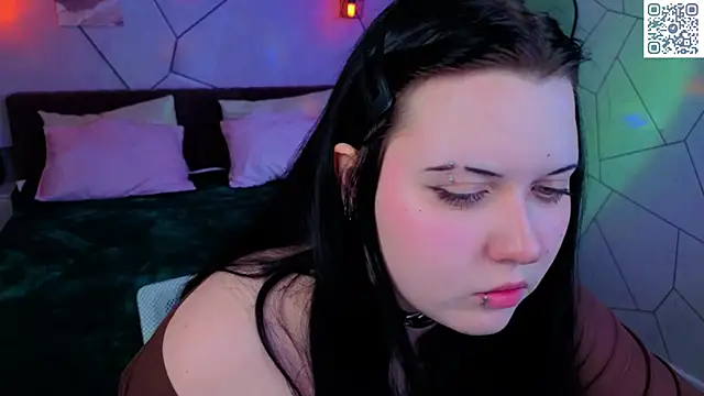 Kira G0ld online show from May 2026 10:36:01 AM