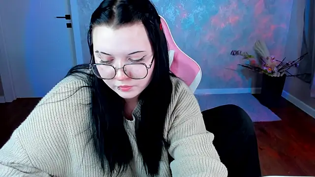 Kira G0ld online show from April 2026 09:24:01 AM