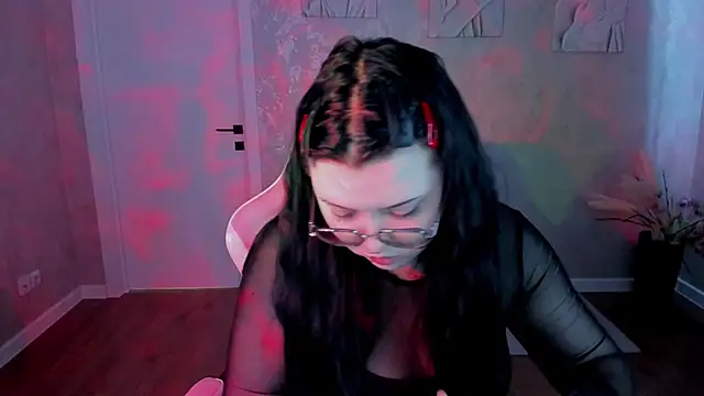 Kira G0ld online show from April 2026 01:08:01 AM