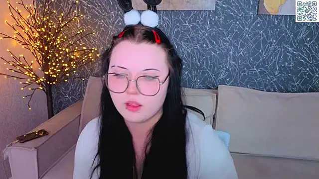 Kira G0ld online show from May 2026 08:50:02 AM