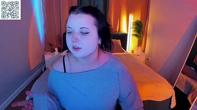 Kira G0ld online show from May 2026 09:02:02 AM