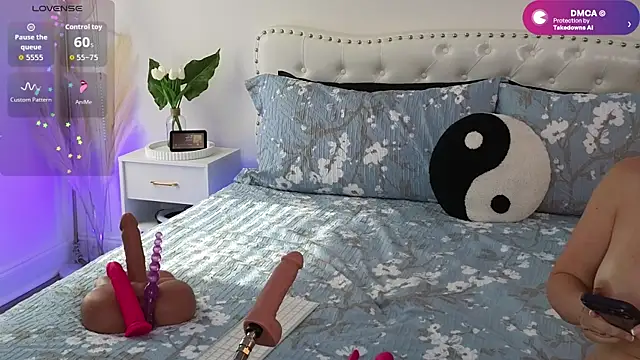 ViolettBaby online show from June 2026 02:11:02 PM