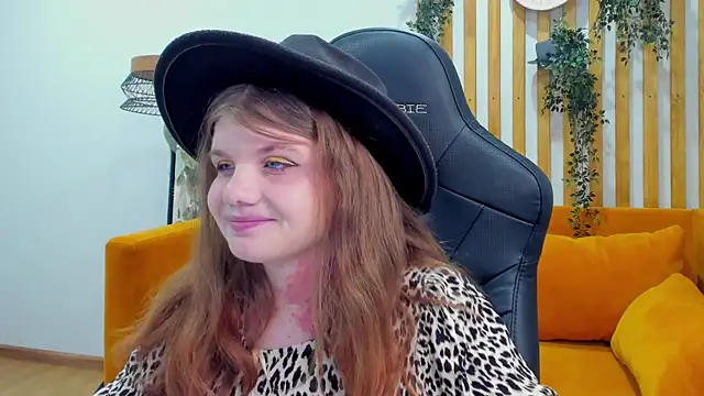 ChloeHalses online show from July 2026 05:02:01 PM